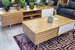 מזנון מעוצב חריצים