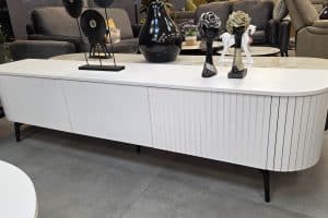 מזנון מעוצב פסים אובלי